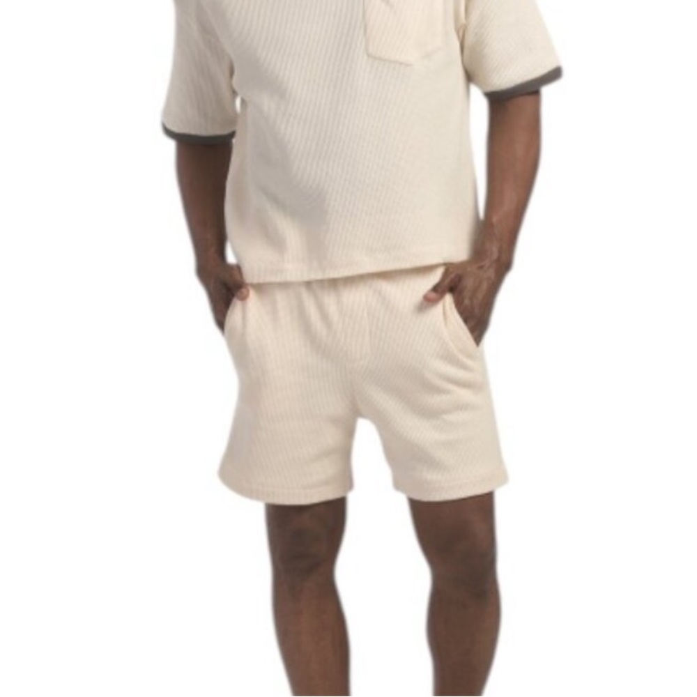 NWT Men's Waffle Ribbed Short in Cream Large